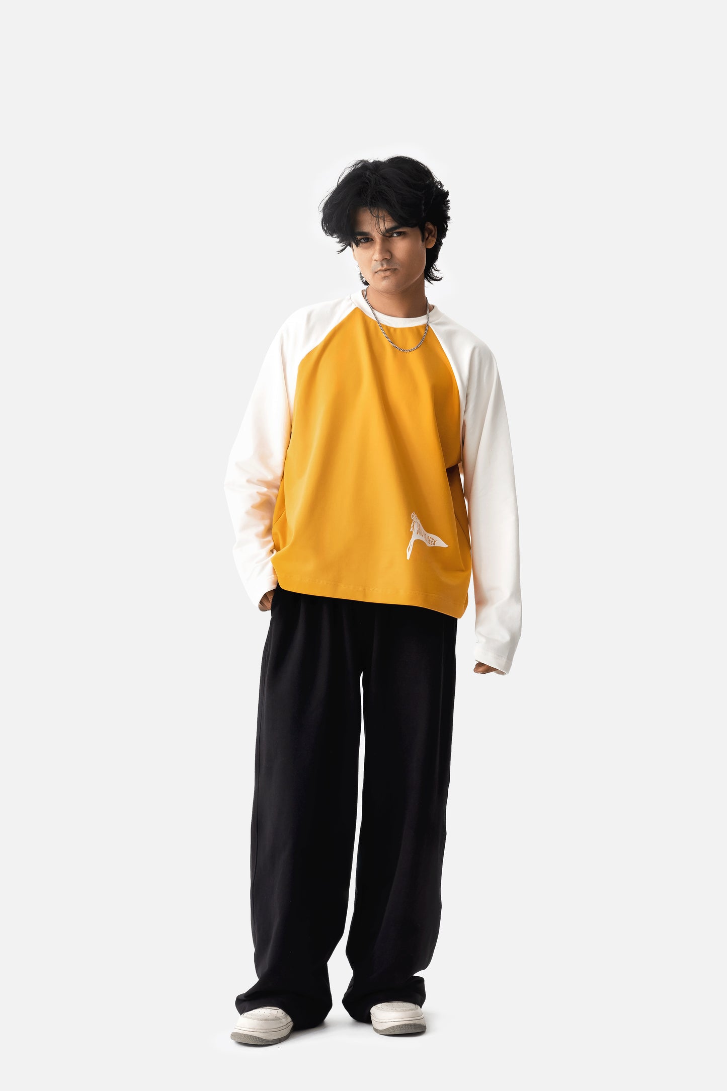 Sail & Seek Raglan - Mango/Off White