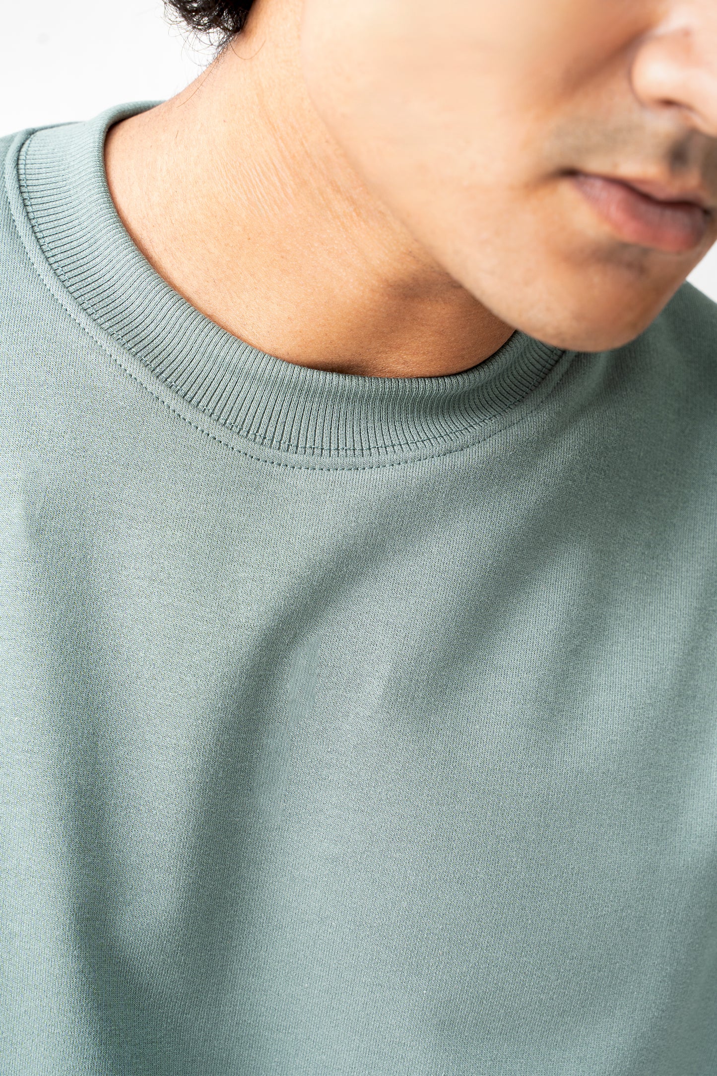 Classic Cropped Box-Fit Tshirt - Green