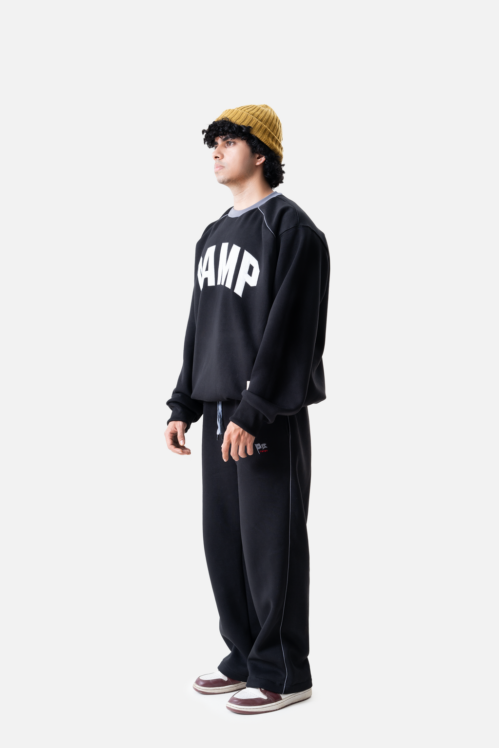 Camp sweatshirt-Black