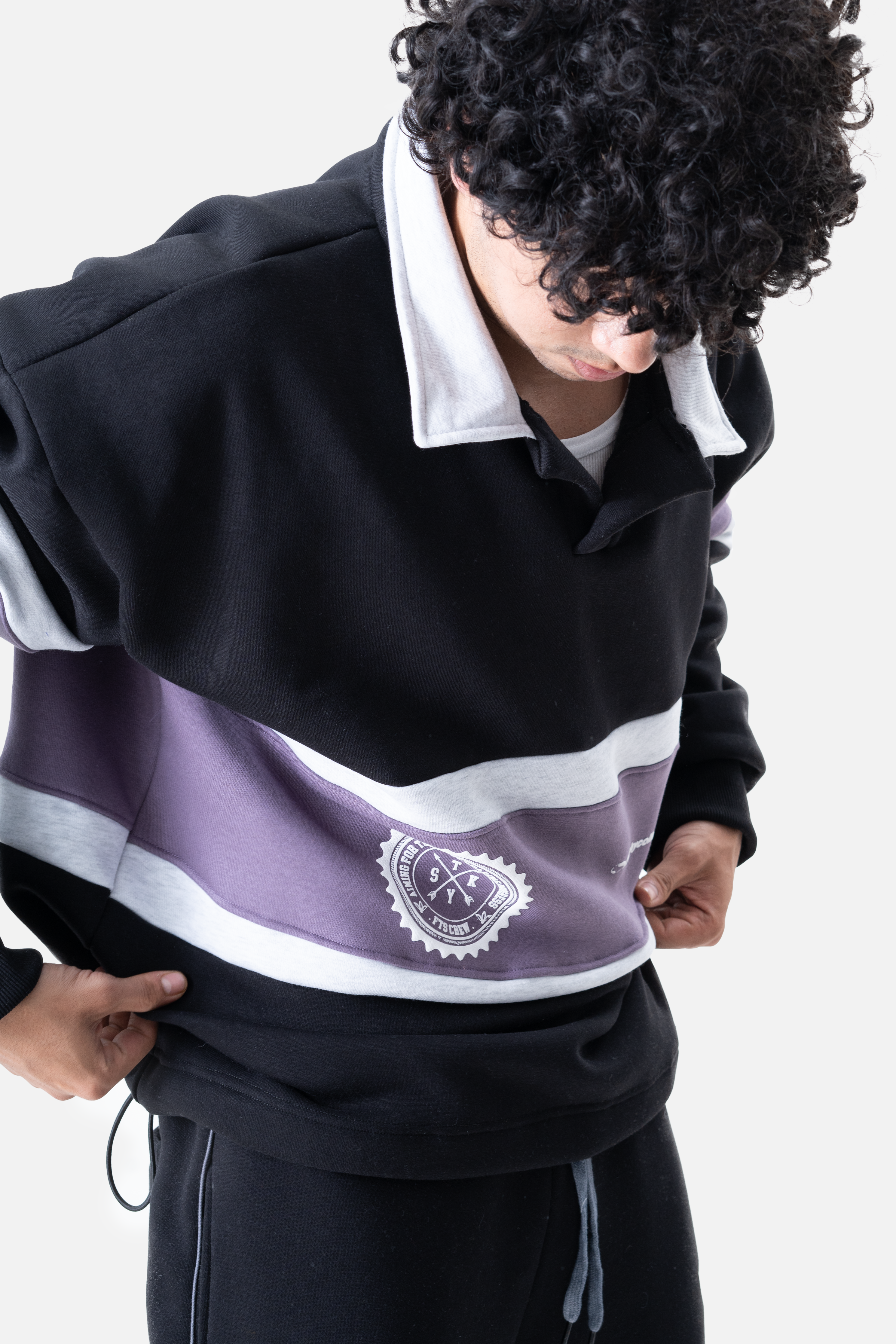 Striped Polo sweatshirt- Black/plum