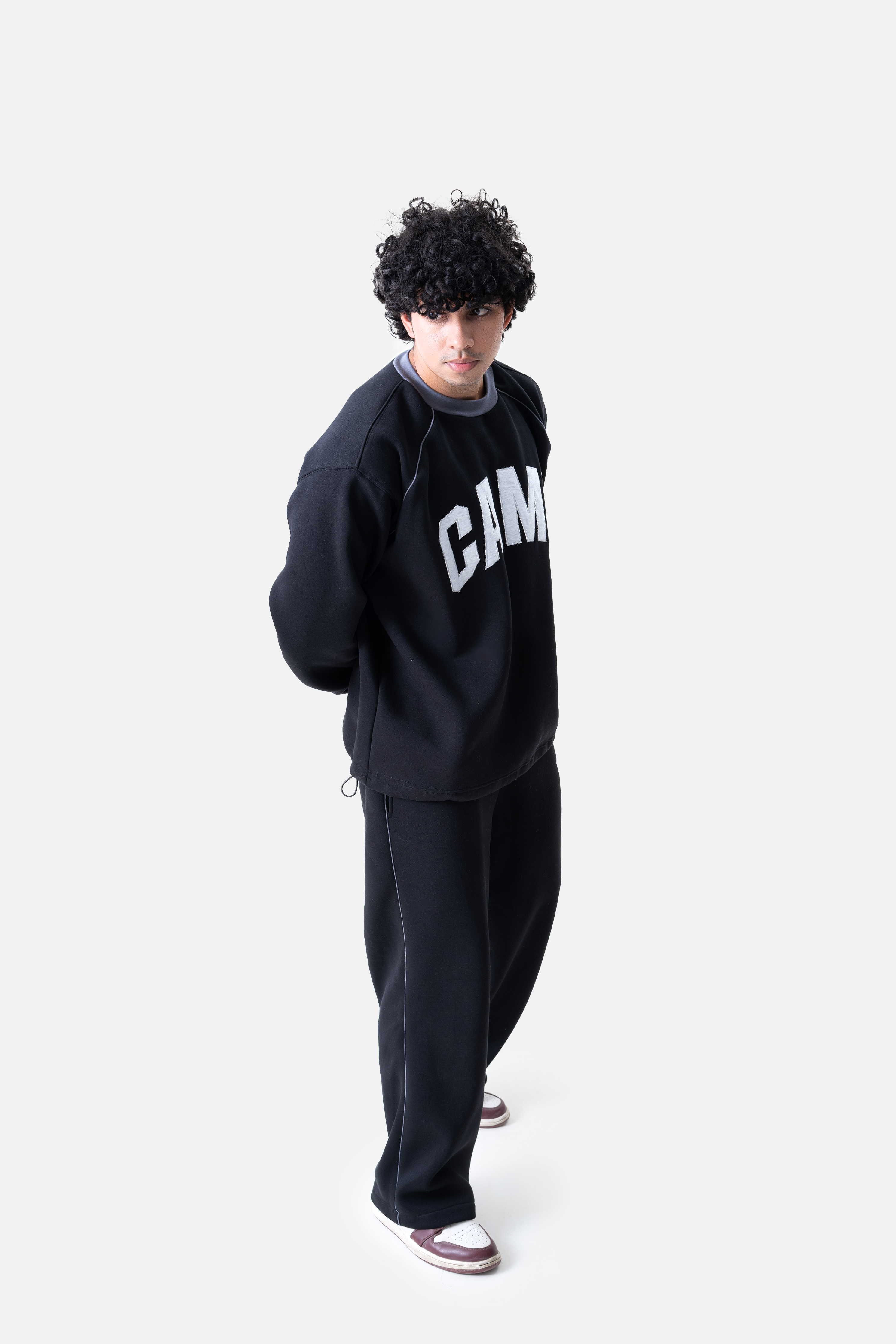 Camp sweatshirt-Black