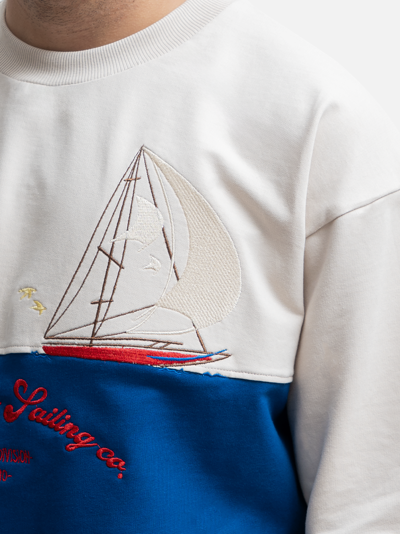 Horizon Split Panelled T-Shirt - Cobalt/Bone