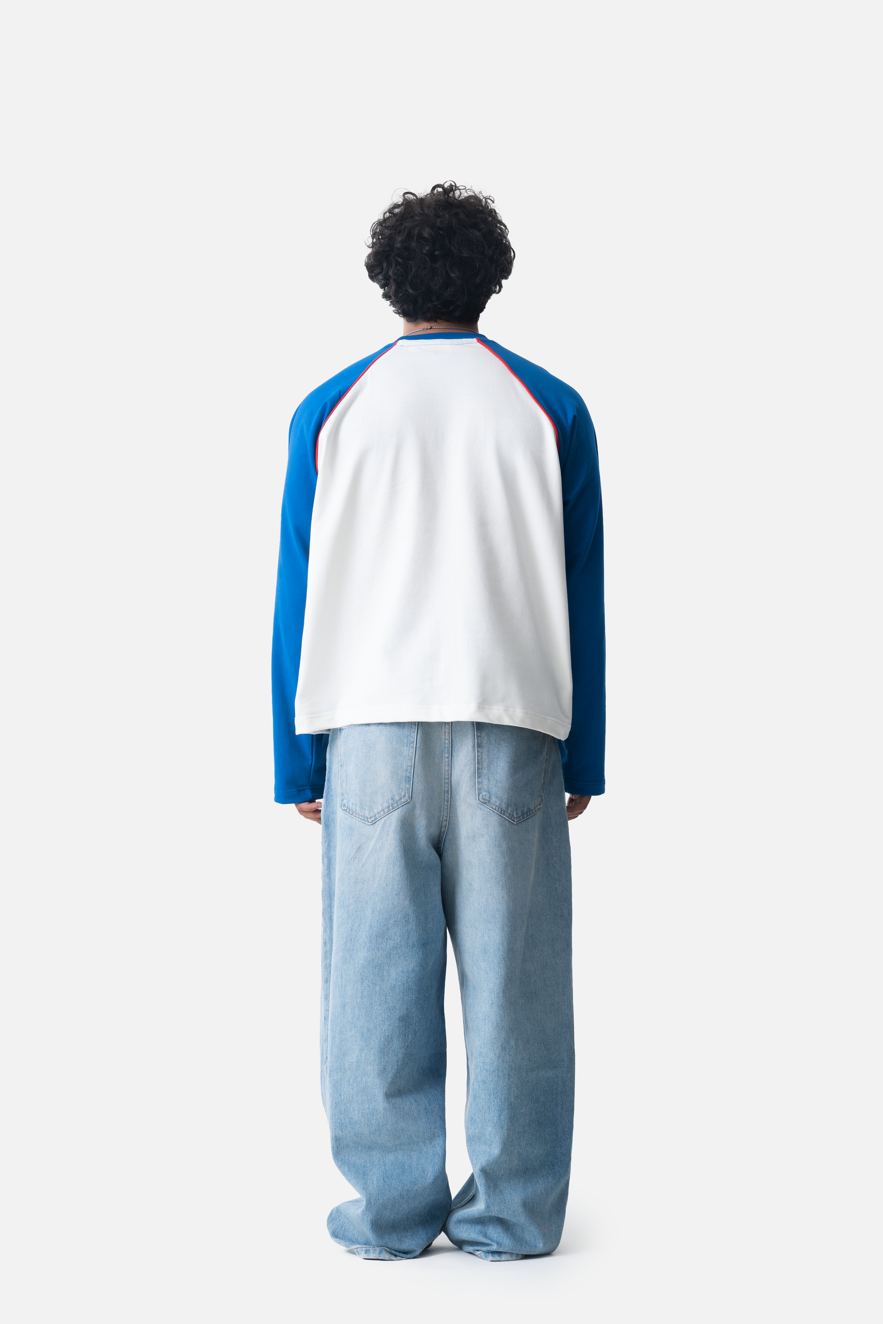 Earth Acne Raglan - OffWhite/Cobalt