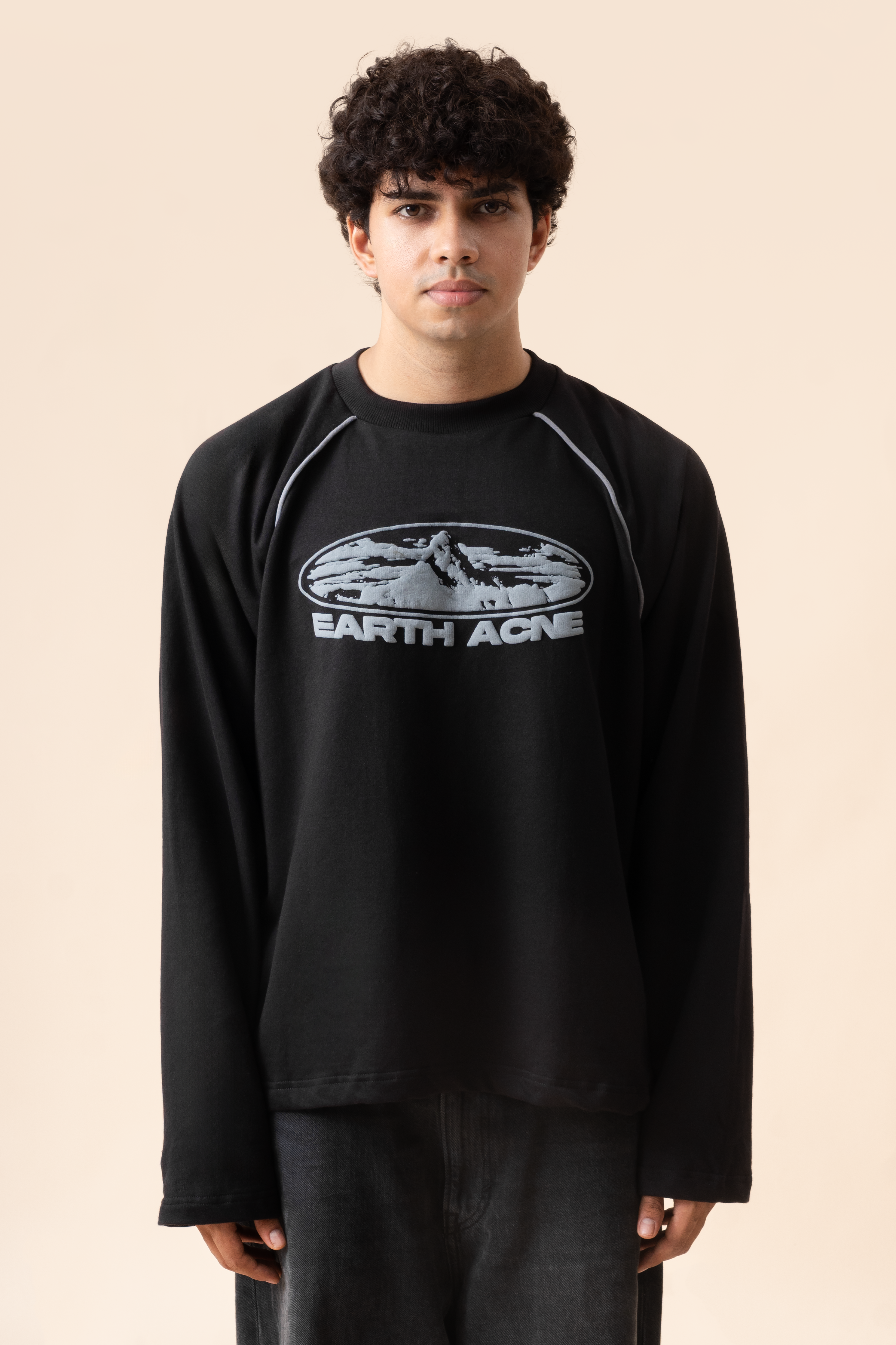 Earth Acne Raglan (Black)- STEALTH EDITION