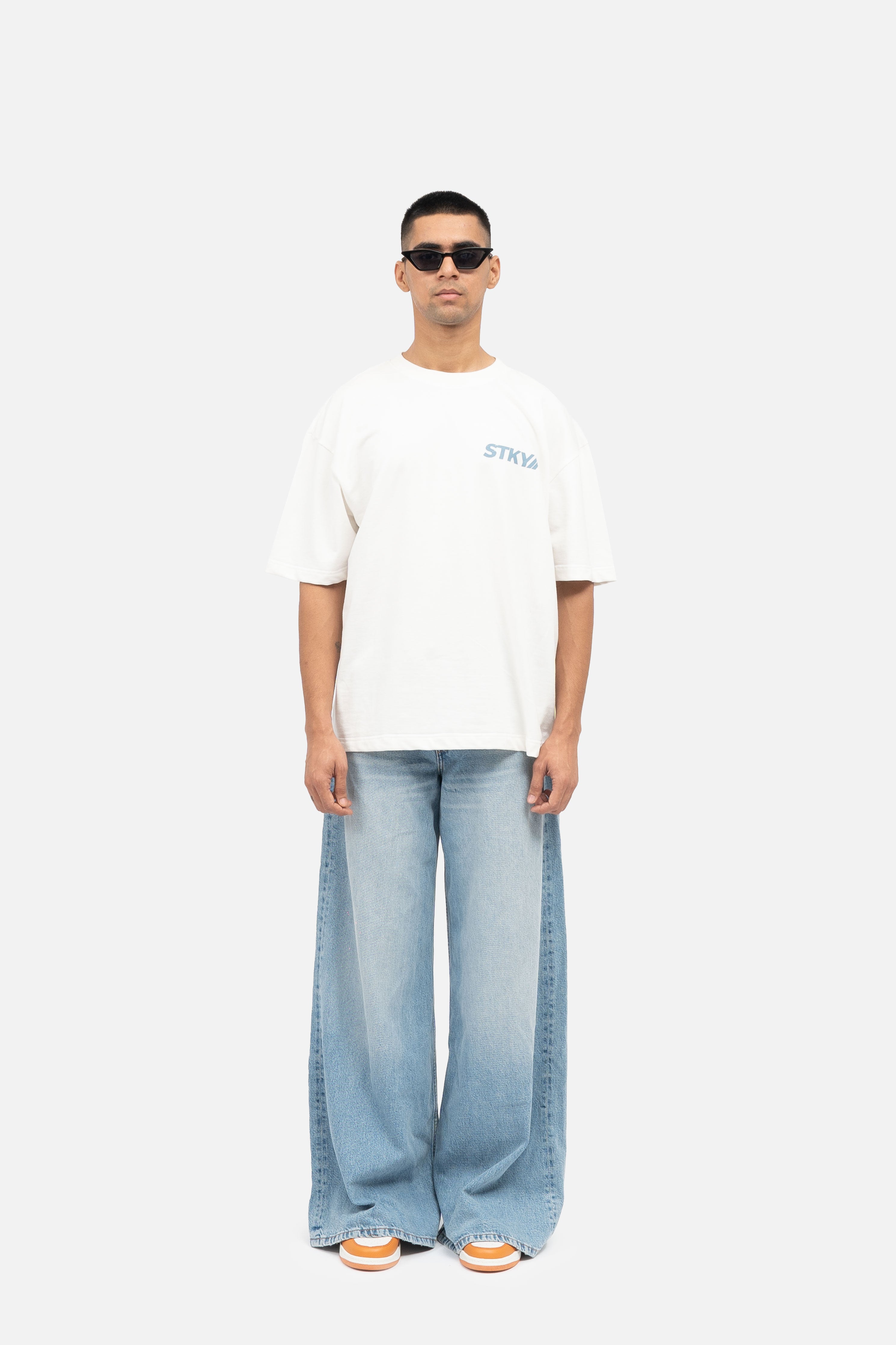 Fish crew tee- Off white (Unisex)