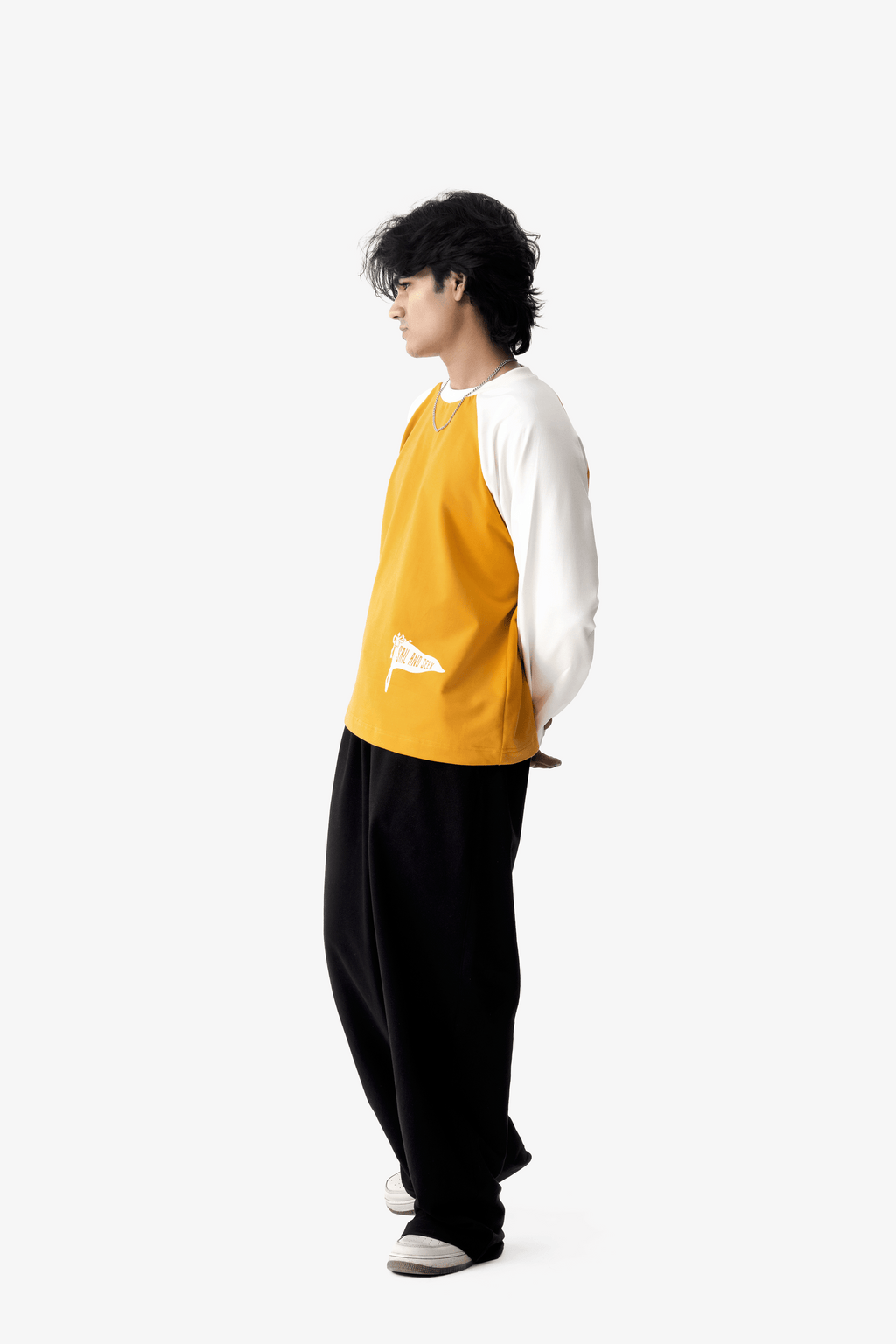 Sail & Seek Raglan - Mango/Off White