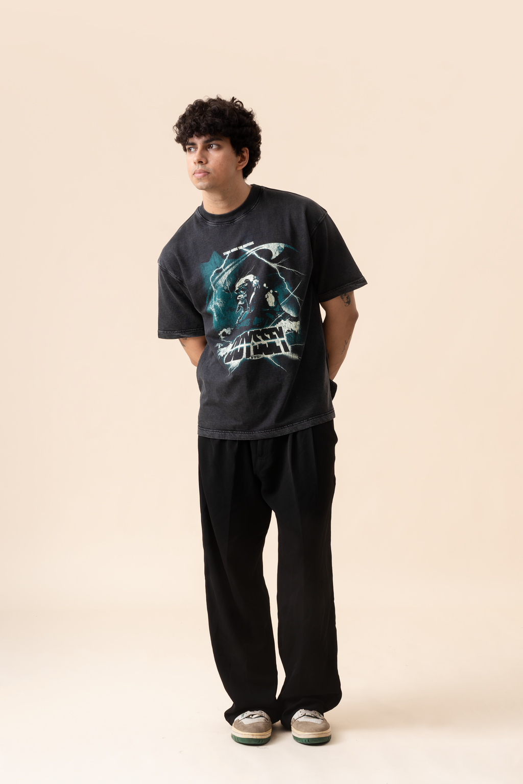 Darkwave odyssey - Washed Black (CROP)