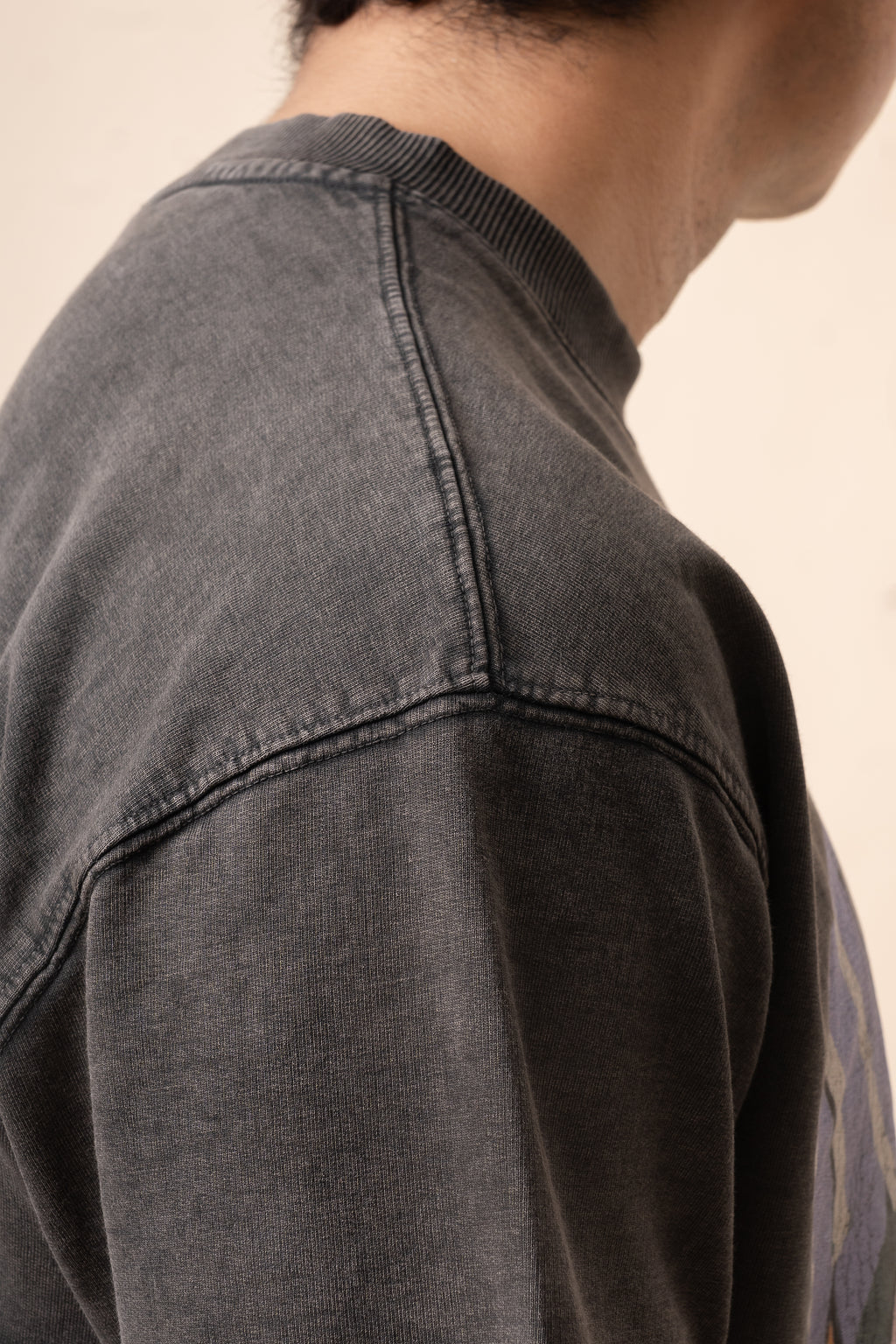 Odyssey Rider tee - Washed Black (CROP)