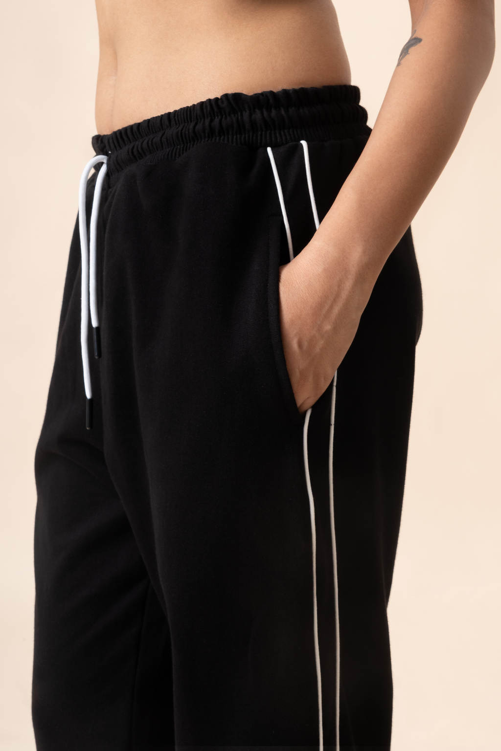 Striped Sports icon Trackpants- Black