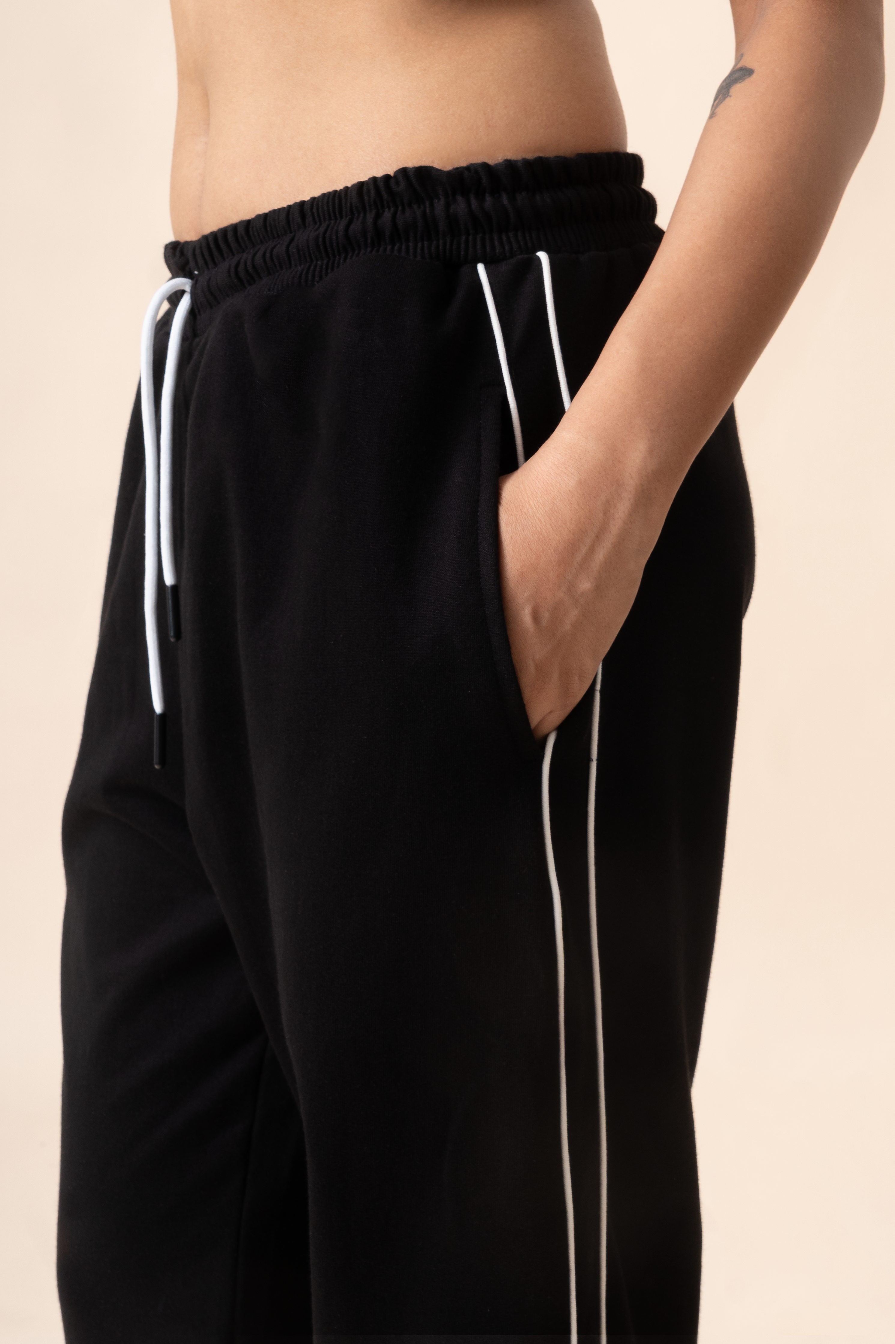 Striped Sports icon Trackpants- Black