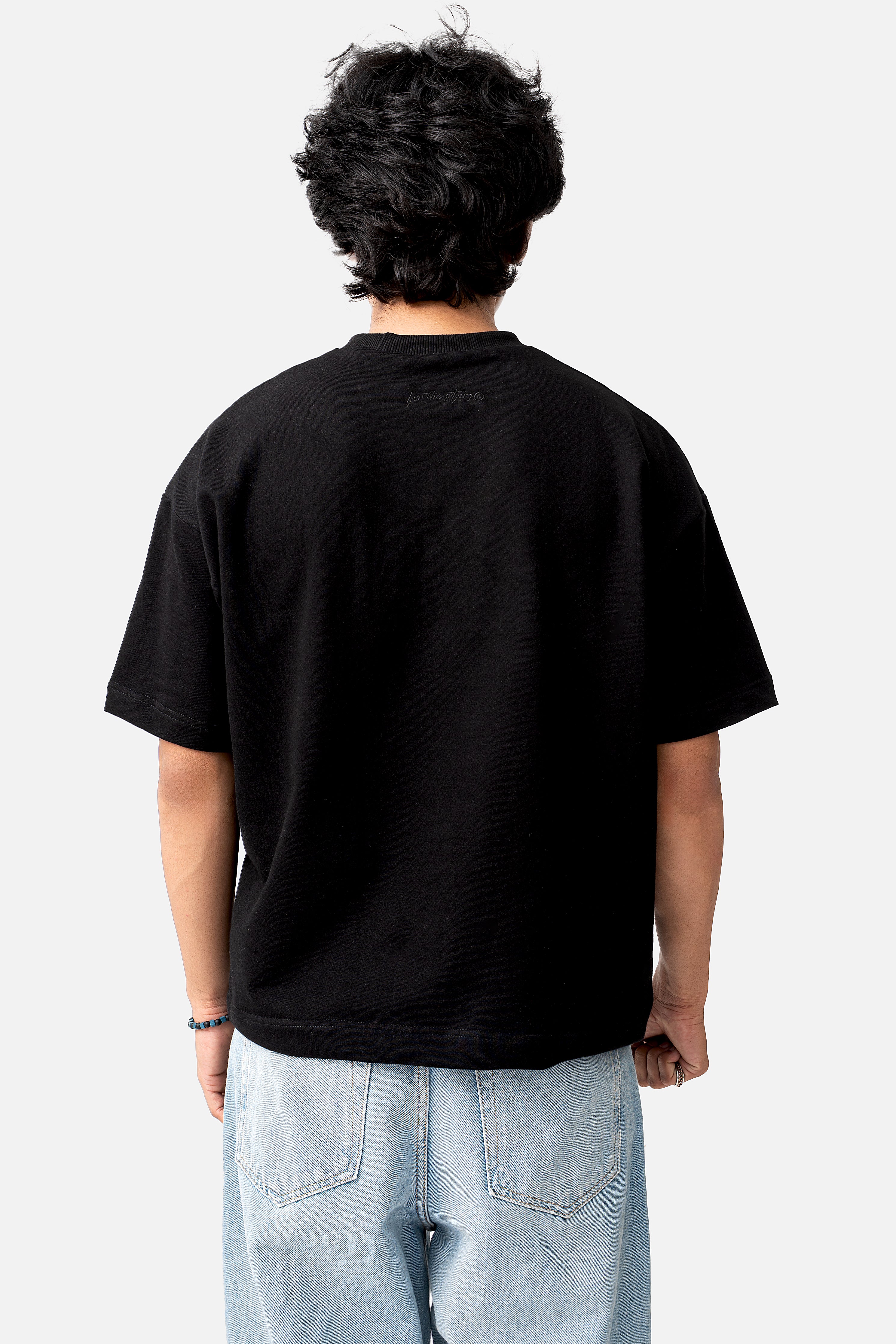 Classic Cropped Box-Fit  Tshirt - Black