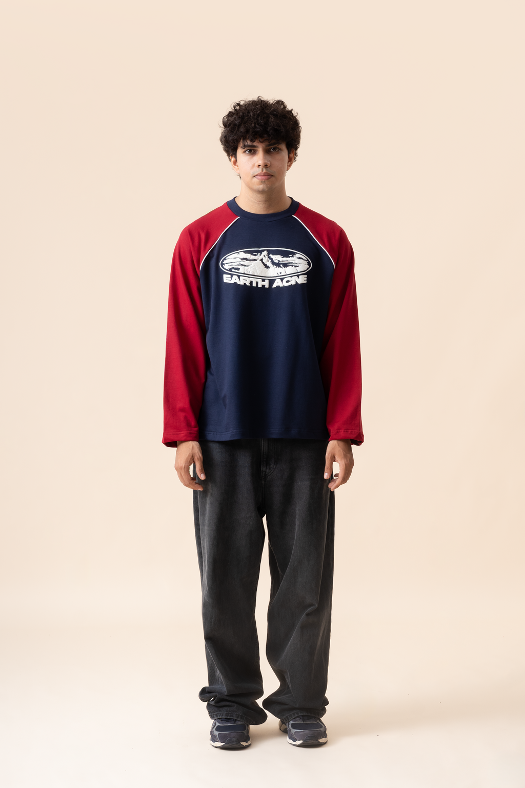 Earth Acne Raglan - Navy/Maroon